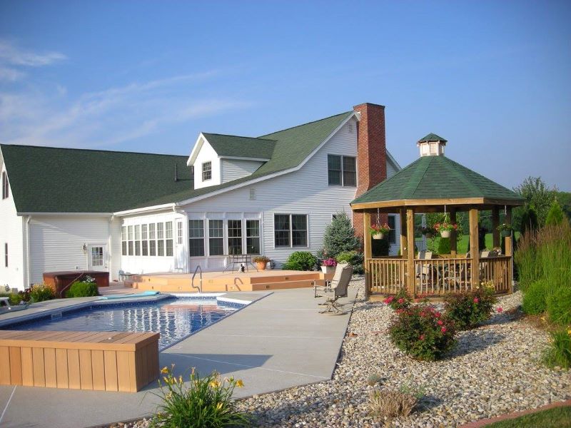 A poolside gazebo built by Will-Harris Builders, Inc.